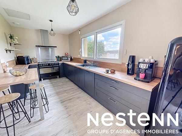 A Vendre: Magnifique Villa avec Terrasses et Garage à Crêches-sur-Saône (71680)