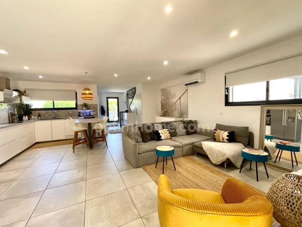 Villa contemporaine 5 pièces avec piscine - Élégance, confort et art de vivre