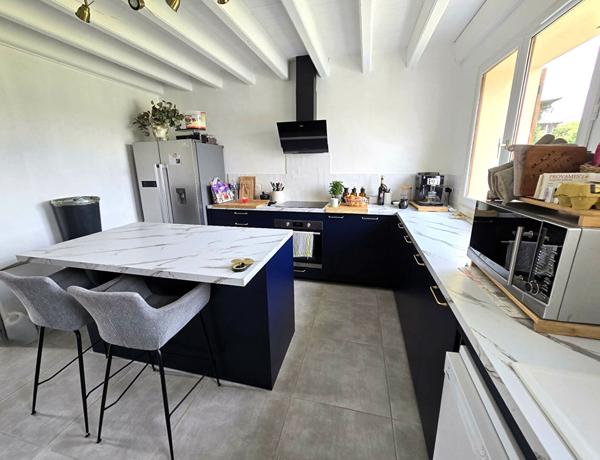 Maison 4 chambres Terrasse, dépendances et calme absolu