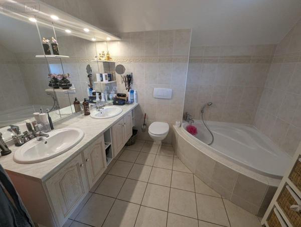 Maison à vendre à Drumettaz-Clarafond en Savoie (73420), ref : 73006-75