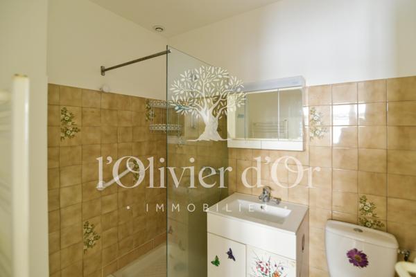 Nyons (26110) Appartement de 54m² avec terrasses