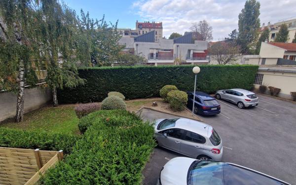 Appartement à vendre    1 pièce • 29,41 m2 Neuilly-Plaisance