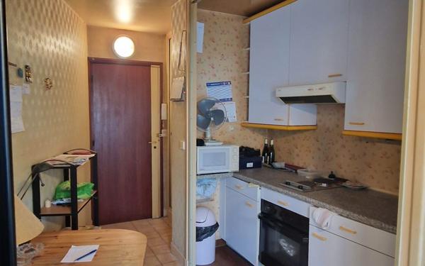 Appartement à vendre    1 pièce • 29,41 m2 Neuilly-Plaisance