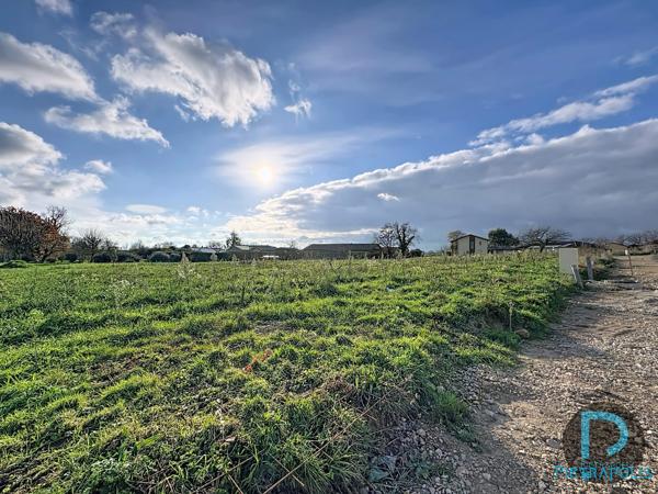 PROCHE VONNAS - TERRAIN A BATIR