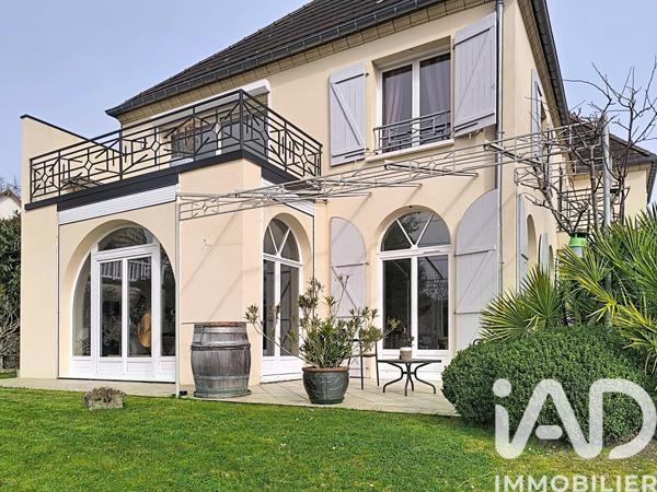 Maison à vendre 7 pièces 226 m² Verrières-le-Buisson