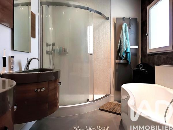 Maison à vendre 7 pièces 226 m² Verrières-le-Buisson