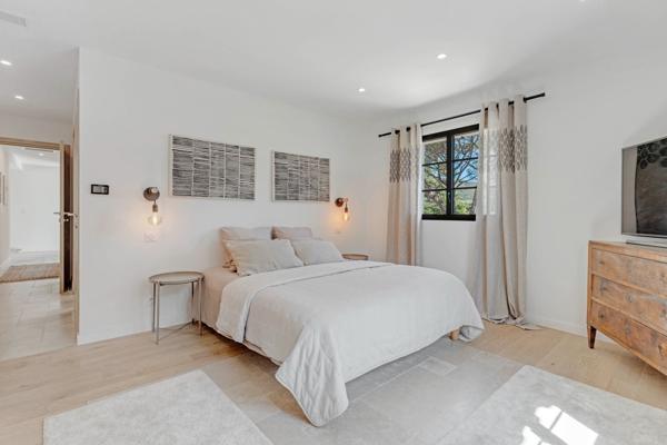 Vente Villa de luxe Grimaud 8 Pièces 300 m²