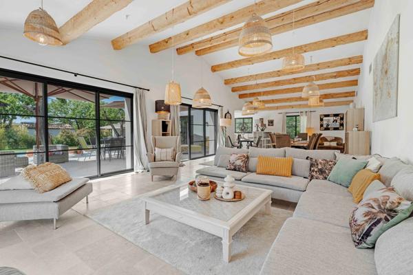 Vente Villa de luxe Grimaud 8 Pièces 300 m²