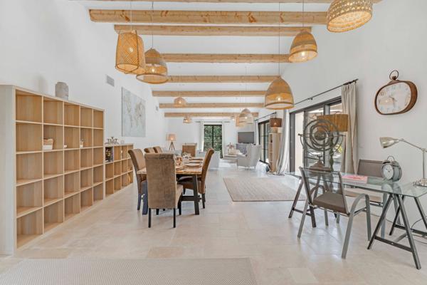 Vente Villa de luxe Grimaud 8 Pièces 300 m²
