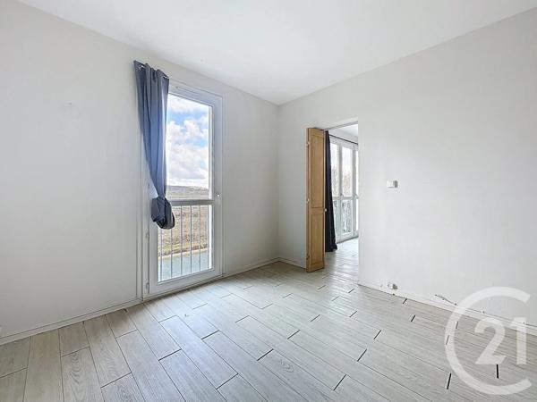 Appartement F2 à vendre  2 pièces - 41,91 m 2   NOYON  - 60