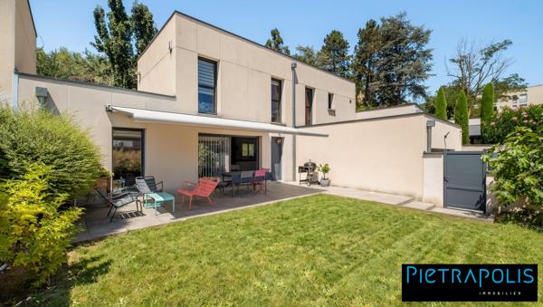 Limonest Hypercentre : maison contemporaine 4 chambres