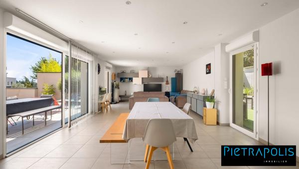 Limonest Hypercentre : maison contemporaine 4 chambres
