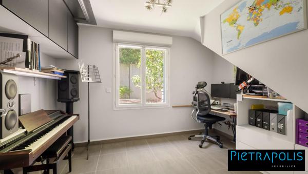 Limonest Hypercentre : maison contemporaine 4 chambres