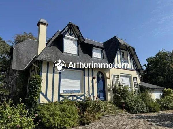 Vente                                                      Propriété
                        
                                         215 m2                     à Bagnoles-de-l'Orne-Normandie