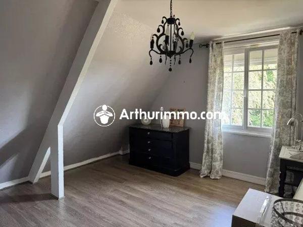 Vente                                                      Propriété
                        
                                         215 m2                     à Bagnoles-de-l'Orne-Normandie