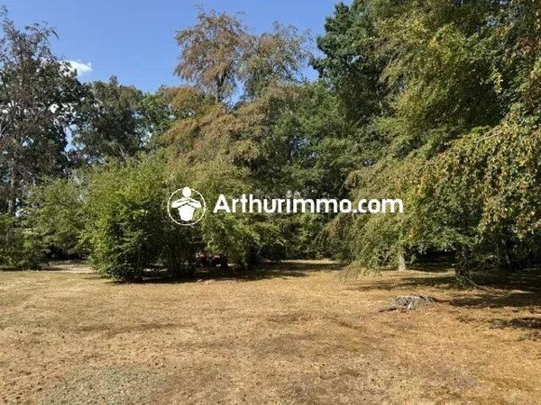 Vente                                                      Propriété
                        
                                         215 m2                     à Bagnoles-de-l'Orne-Normandie