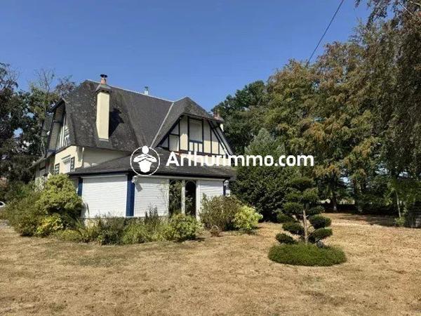 Vente                                                      Propriété
                        
                                         215 m2                     à Bagnoles-de-l'Orne-Normandie