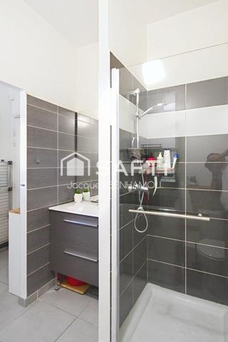 T2+ terrasse + place de parking