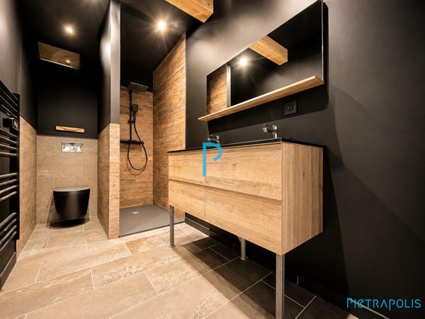 Bel appartement de type T3 avec terrasse et stationnement couvert