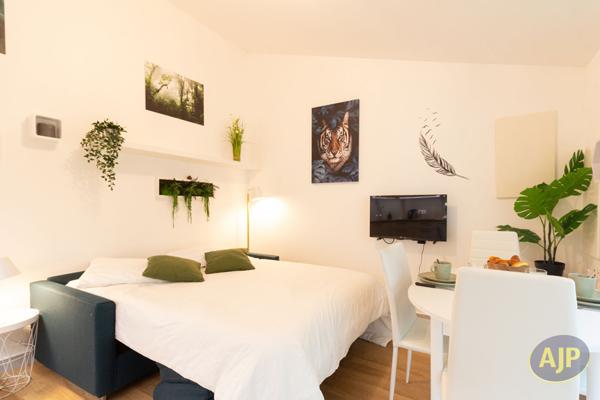 Location maison Nantes : 650 € - AJP Immobilier Nantes Rond-Point de Rennes