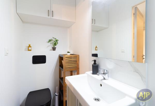 Location maison Nantes : 650 € - AJP Immobilier Nantes Rond-Point de Rennes