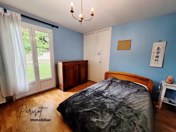 Maison de plain-pied 4 chambres – Beau terrain arboré de 1 300 m², sans vis-à-vis