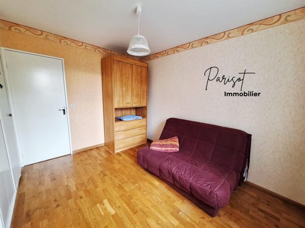 Maison de plain-pied 4 chambres – Beau terrain arboré de 1 300 m², sans vis-à-vis