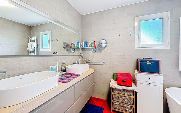 Appartement à vendre    3 pièces • 89,80 m2 Mougins