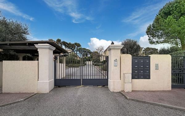 Appartement à vendre    3 pièces • 89,80 m2 Mougins