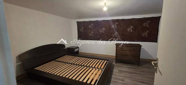 MAISON ET APPARTEMENT A ROULLET SAINT ESTEPHE