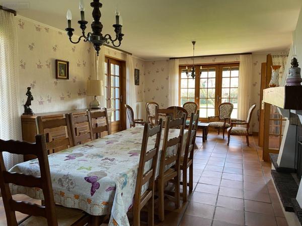 Maison à vendre à Xertigny dans les Vosges (88220), ref : 88014/23   
12, rue Henri Cadet