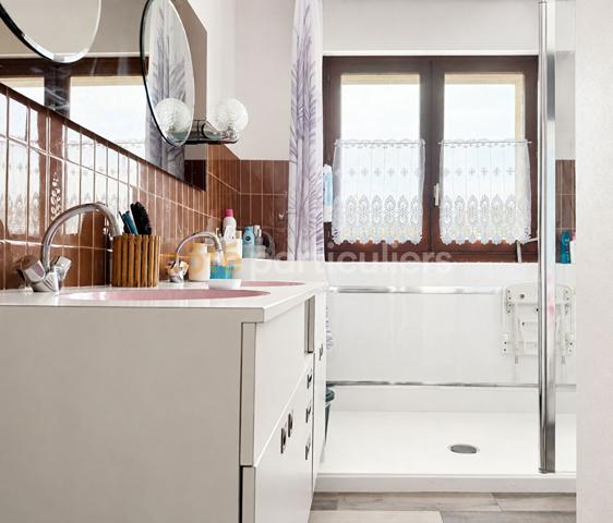 Vente
                Maison135,5 m² - 8 Pièces -
                    SAINT PAIR SUR MER (50380)