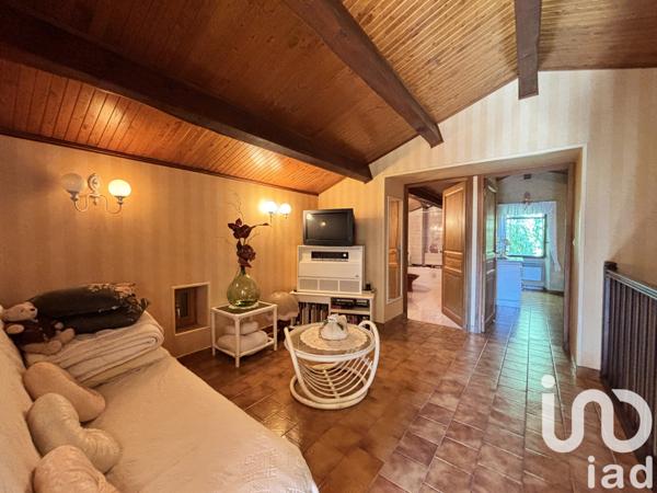 Maison à vendre 10 pièces 220 m² Vinezac