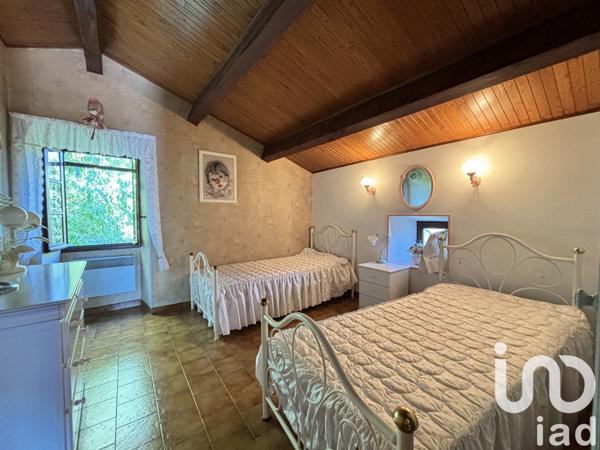 Maison à vendre 10 pièces 220 m² Vinezac