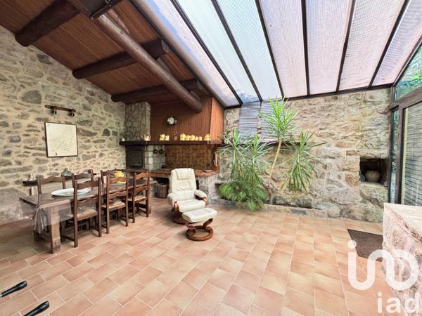 Maison à vendre 10 pièces 220 m² Vinezac