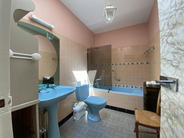CAEN MAISON T5 DE 107 m2 SUR TERRAIN DE 655 m2