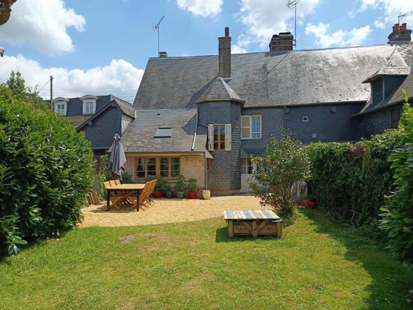 CAEN MAISON T5 DE 107 m2 SUR TERRAIN DE 655 m2