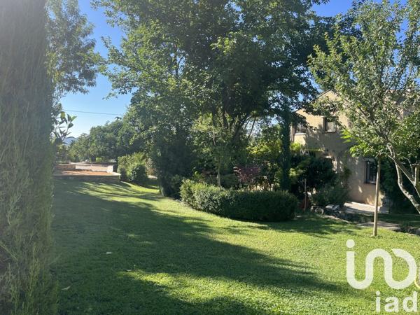 Maison 7 pièces de 185 m² à Forcalquier (04300)