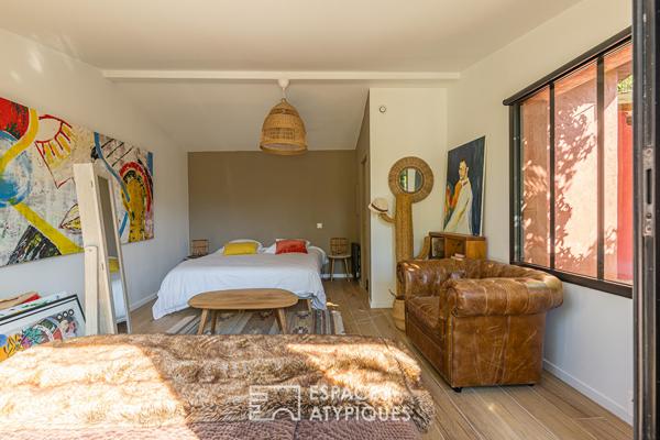 Maison atypique avec parc arboré au coeur du Bouscat