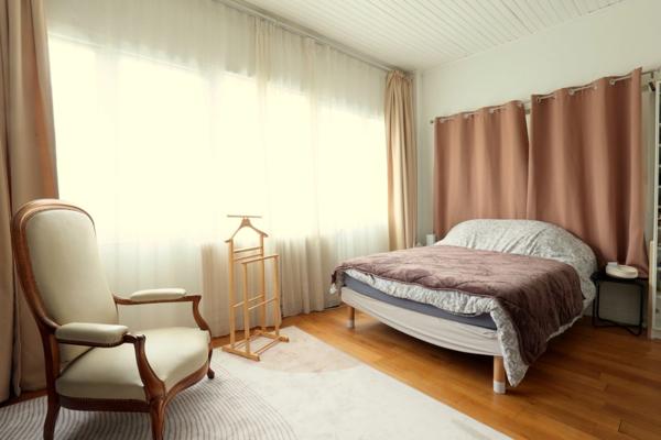 EPERNAY(51) Coteaux ouest Maison type 11 avec 1 appartement indépendant en RDC sur une parcelle de 529 m²