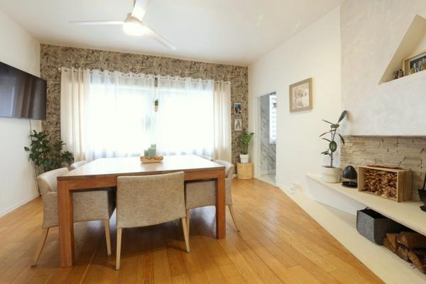 EPERNAY(51) Coteaux ouest Maison type 11 avec 1 appartement indépendant en RDC sur une parcelle de 529 m²