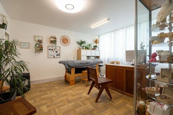 EPERNAY(51) Coteaux ouest Maison type 11 avec 1 appartement indépendant en RDC sur une parcelle de 529 m²