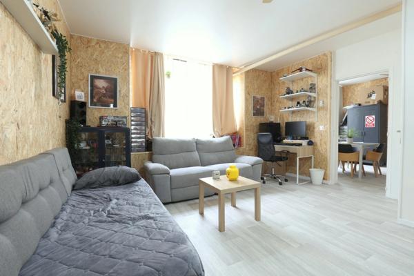 EPERNAY(51) Coteaux ouest Maison type 11 avec 1 appartement indépendant en RDC sur une parcelle de 529 m²