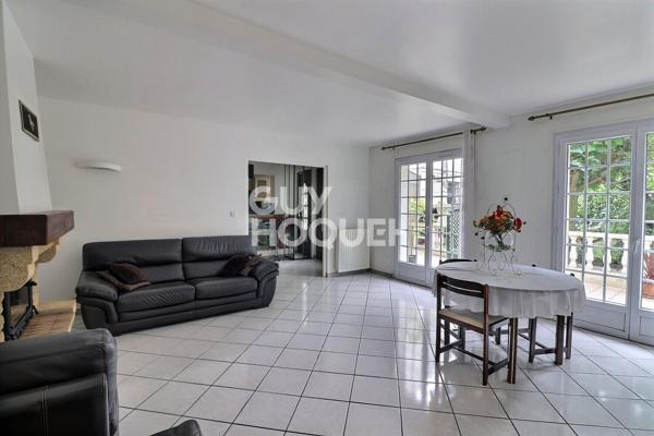 MAISON FAMILIALE AVEC STUDIO GARAGE ET JARDIN - FORT D'AUBERVILLIERS