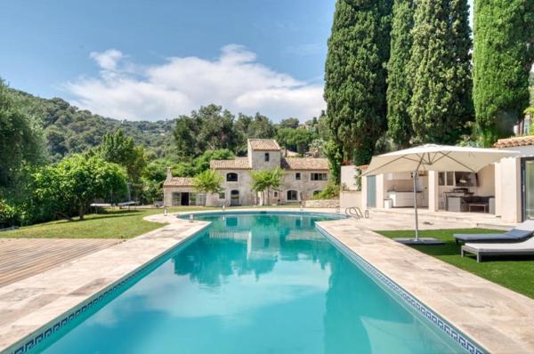 Bastide en pierre, 7 pièces 300 m² Saint-Paul de Vence