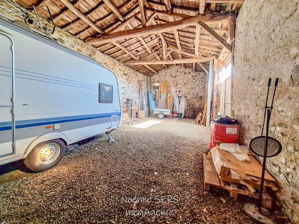 Maison à LA TOURLANDRY, 49120 - 5 pièces 305m²