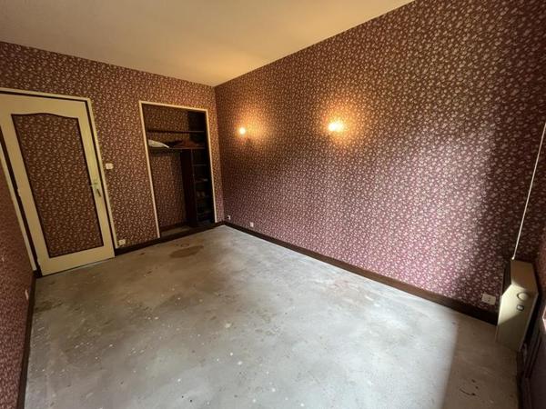 Maison à vendre 161 250 € Montluçon 6 p 150 m² DPE F
