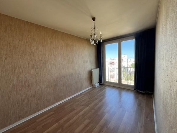 Appartement à vendre 145 800 € Tours 5 p 96 m² DPE E