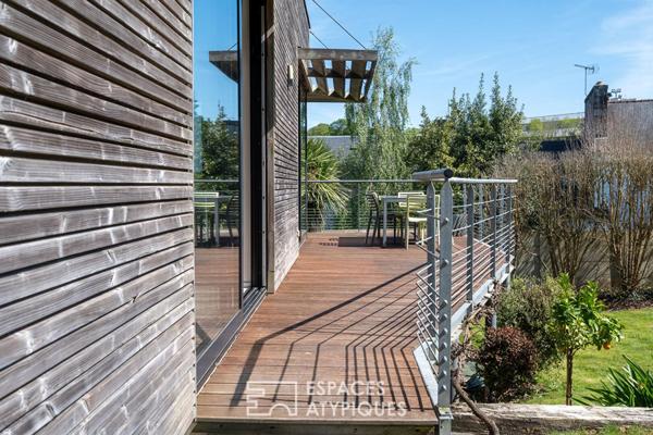 Contemporaine de plain-pied à la vue dégagée
