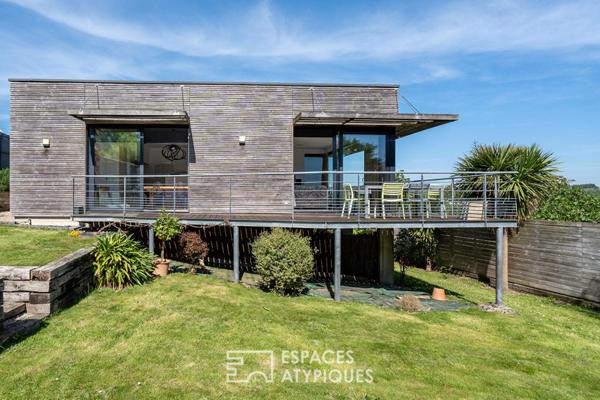 Contemporaine de plain-pied à la vue dégagée